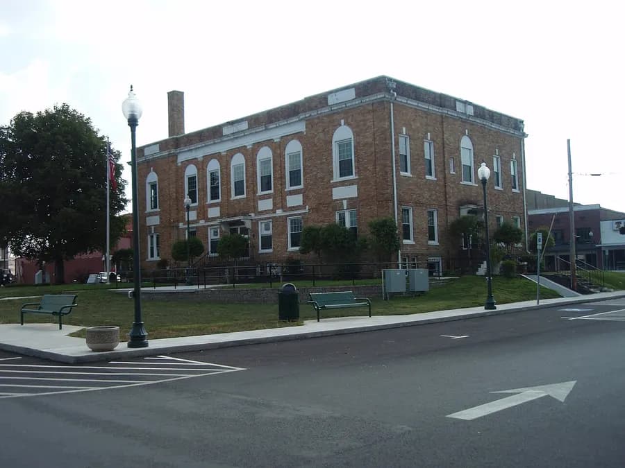 Hickman County Courthouse in Centerville, Hickman County, Tennessee