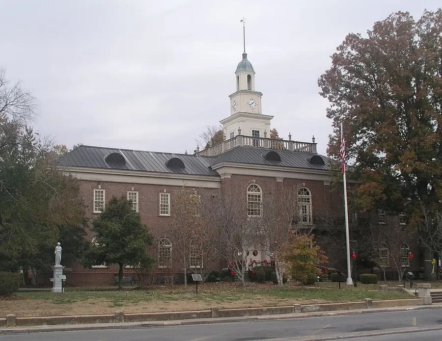 Lincoln County courthouse in Fayetteville, Lincoln County, Tennessee