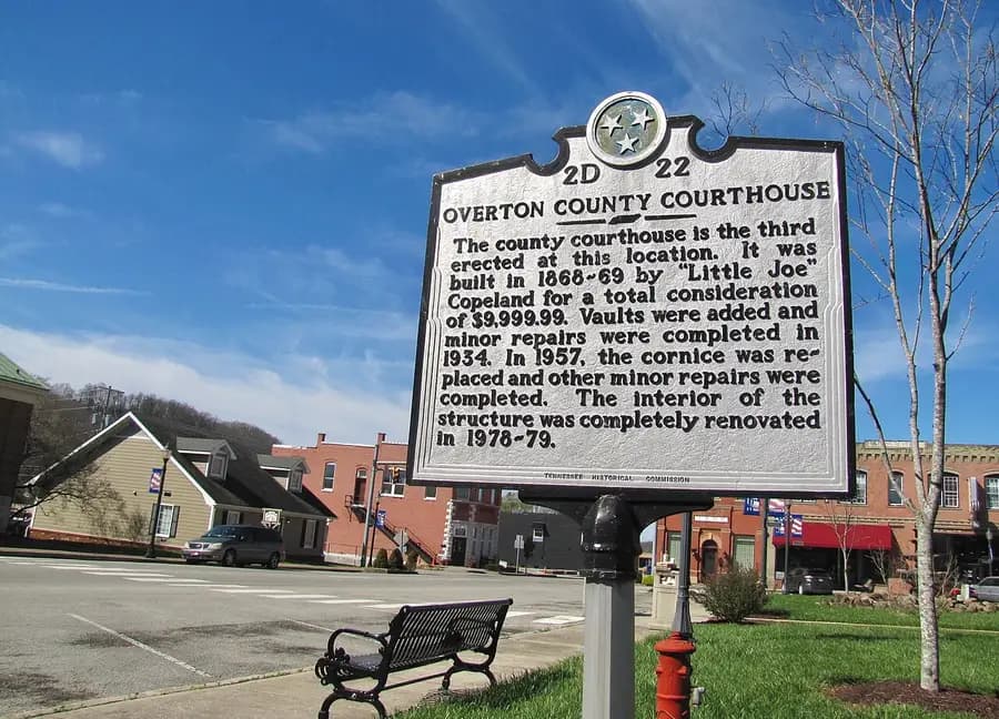 Tennessee Historical Commission marker in Livingston, Overton County, Tennessee