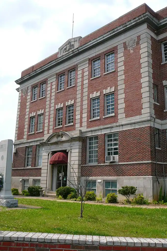 Perry County Courthouse (Tennessee) as viewed from US Route 412 in Linden, Perry County, Tennessee